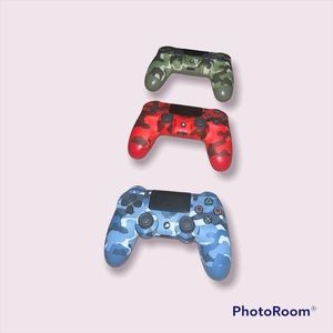 3 ps4 controllers